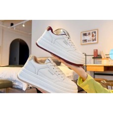 ASICS Novablast 5
